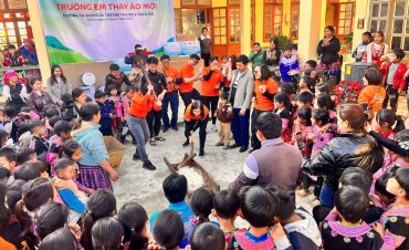 ‘Thay áo mới’ cho 4 trường học ở Sơn La