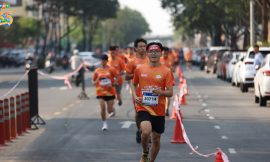 Runner V-Race ủng hộ quỹ Hy vọng qua ví Foxpay