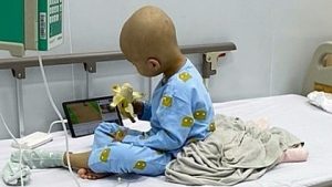 ‘Chiến binh’ 4 tuổi vượt qua ung thư