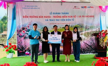 Học sinh Bản Nghịu khai xuân tại ngôi trường mới