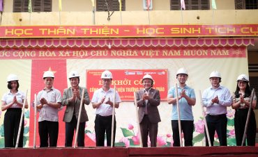 New library project launched for Tuyen Quang students