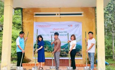 Khởi công nhà bếp và nhà tắm cho học sinh bán trú tại Quảng Nam