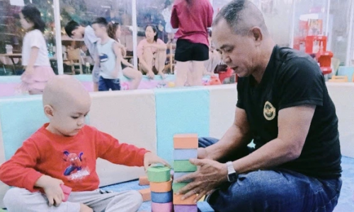 Nỗi đau người bố đơn thân