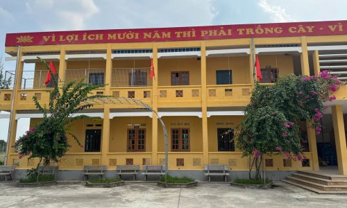 Sang sửa trường lớp cho học sinh Hải Phòng
