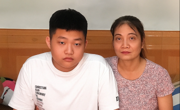 Người cha Hải Phòng gồng mình cứu con ung thư