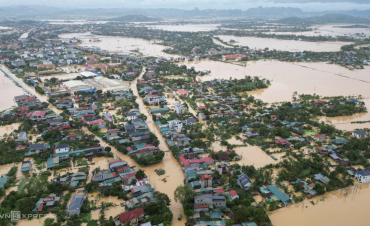 Quỹ Hy vọng cùng đồng bào vượt lũ