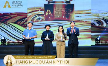 Chương trình ‘Ánh sáng học đường’ được vinh danh tại Human Act Prize