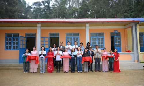 Ngôi trường mới thay lớp gỗ cho học trò nghèo Điện Biên