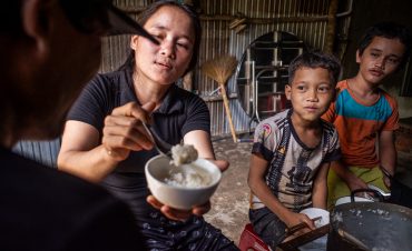 Tết trong vòng lặp thiếu thốn