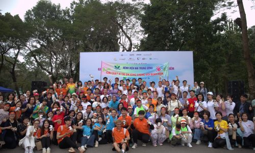 AstraZeneca tiếp sức giải chạy vì trẻ bệnh hiếm