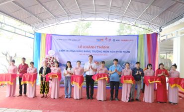 Trẻ mầm non Sùng Bang có trường mới