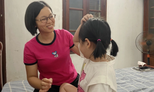 Cuộc sống ‘không vị ngọt’ của gia đình có con mắc bệnh Pompe