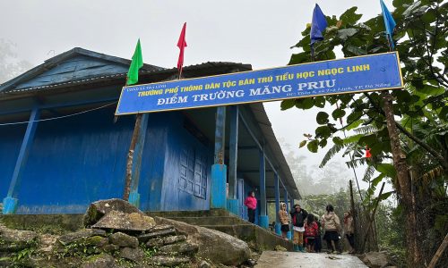 Xây mới điểm trường bằng gỗ tại vùng cao Đà Nẵng