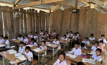 Cộng đồng góp 2 tỷ đồng xây trường cho trẻ em Mông