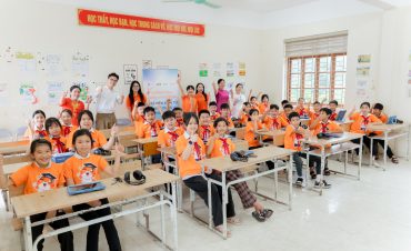 Vuihoc giúp học sinh vùng khó tiếp cận thư viện số 4 năm liên tiếp
