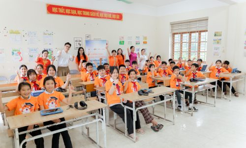 Vuihoc giúp học sinh vùng khó tiếp cận thư viện số 4 năm liên tiếp