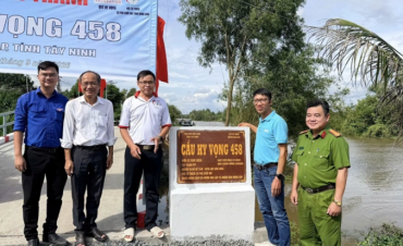 Gần 30 cầu Hy vọng nối nhịp những bờ sông