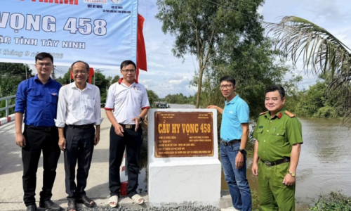 Gần 30 cầu Hy vọng nối nhịp những bờ sông